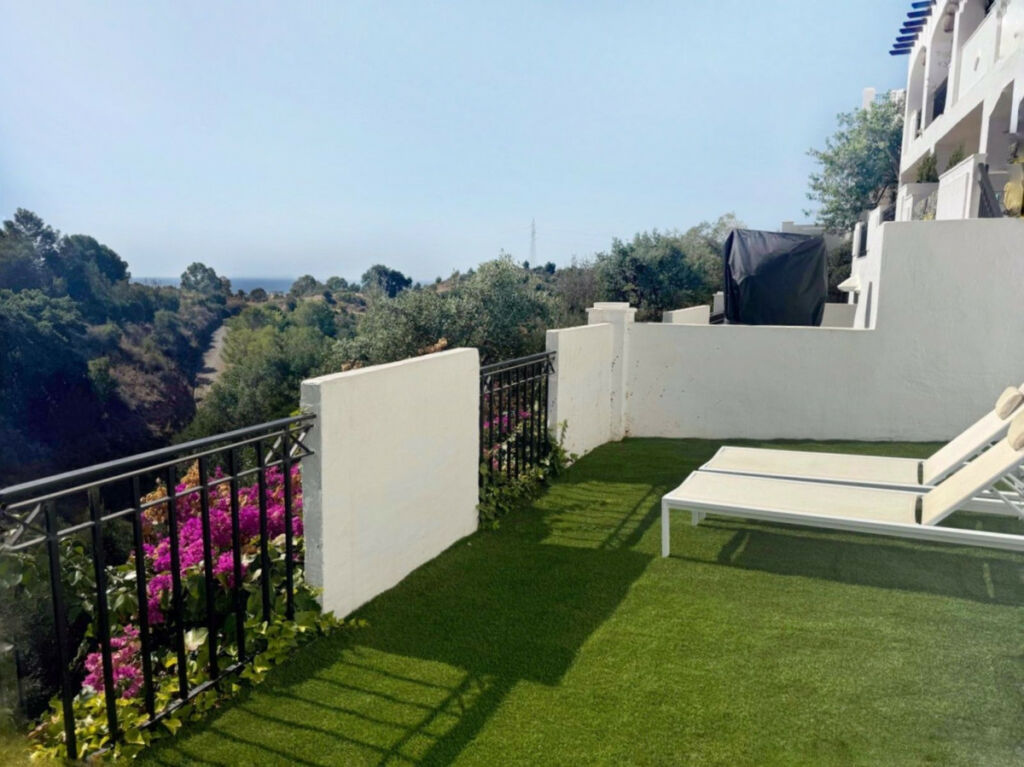 Ground Floor Apartment Altos de los Monteros Málaga