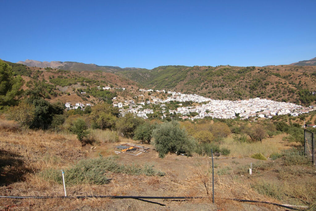 Land Tolox Málaga