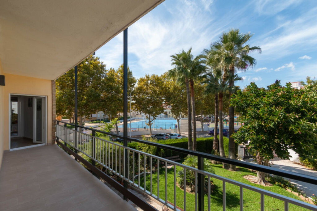 Middle Floor Apartment Javea Alicante