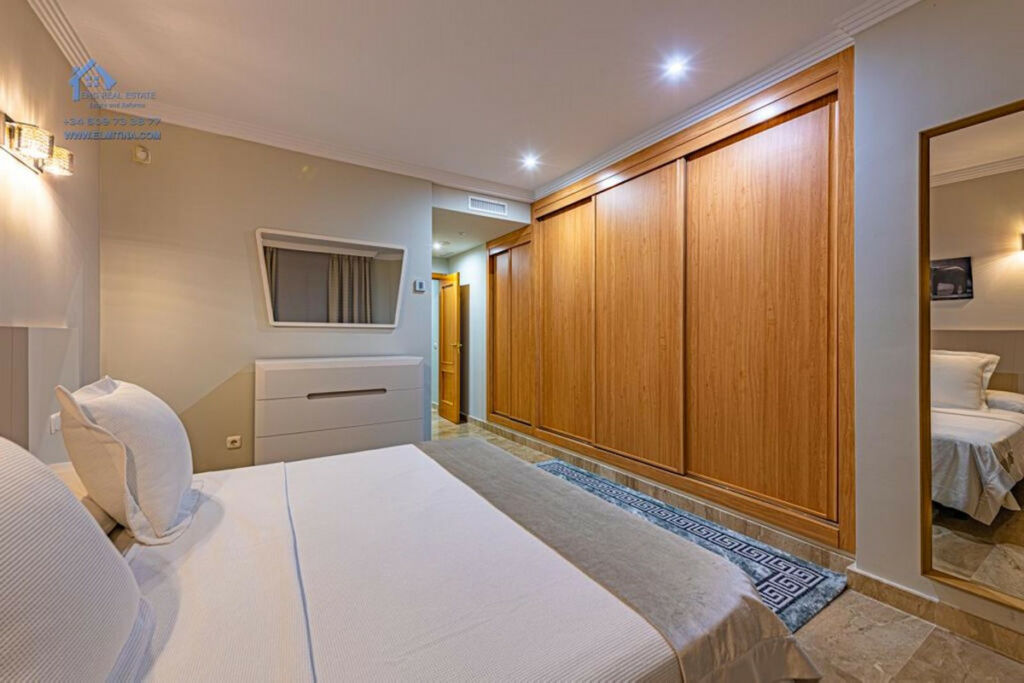 Middle Floor Apartment New Golden Mile Málaga - image 10