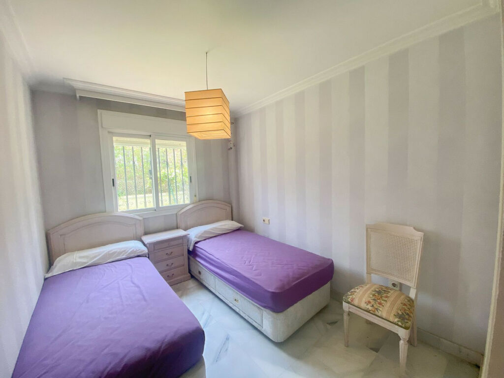 Ground Floor Apartment Nagüeles Málaga - image 10