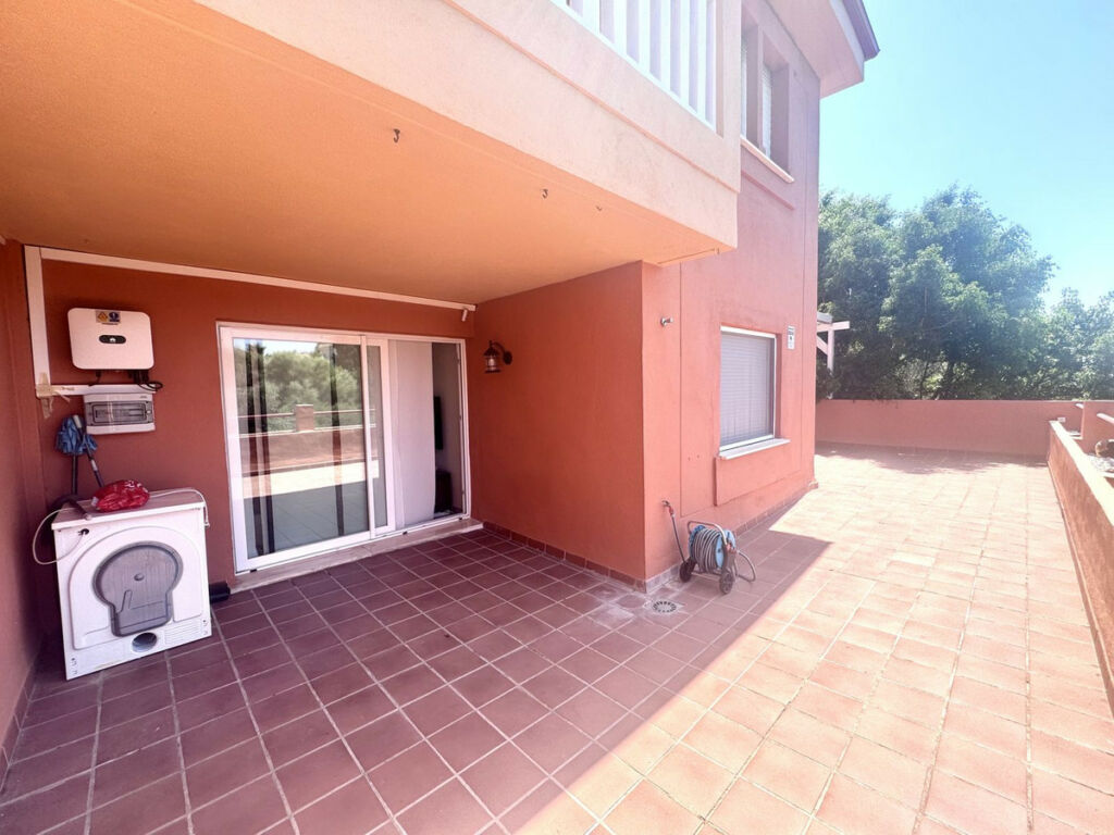 Ground Floor Apartment Las Chapas Málaga - image 10
