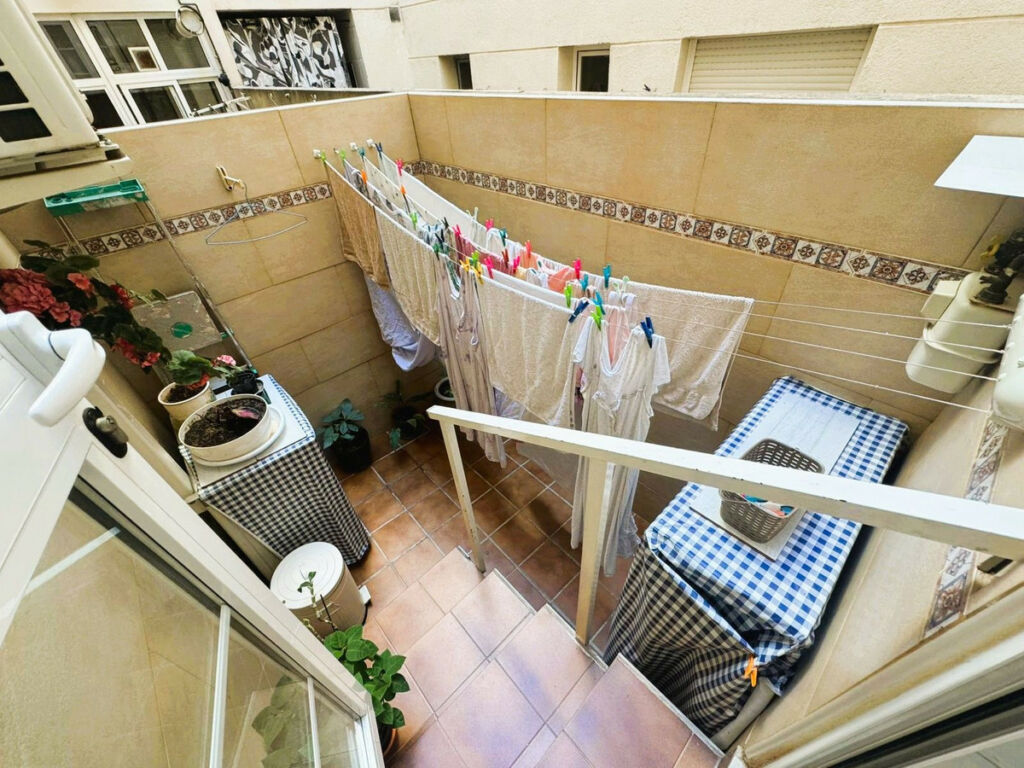 Middle Floor Apartment Las Lagunas Málaga - image 10