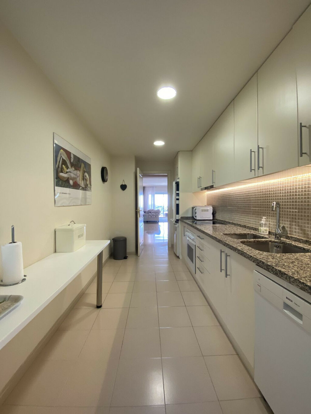 Middle Floor Apartment La Quinta Málaga - image 10