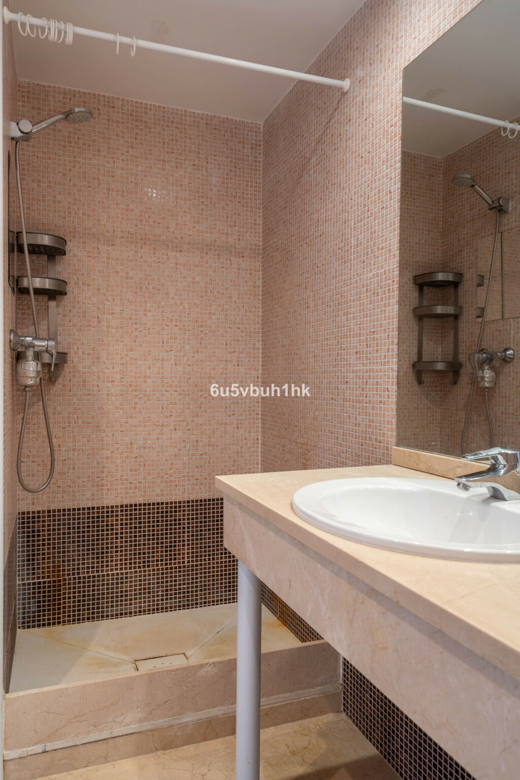 Middle Floor Apartment Istán Málaga - image 10