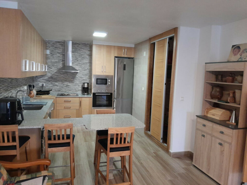 Middle Floor Apartment Campoamor Alicante - image 10