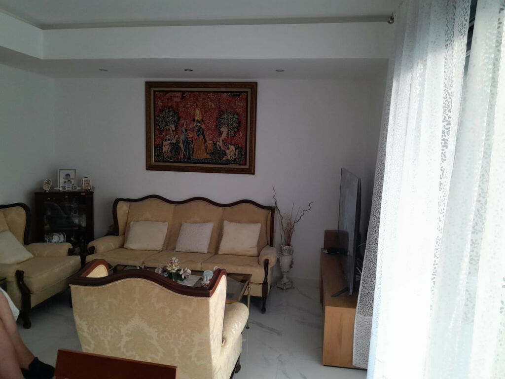 Middle Floor Apartment Torrevieja Alicante - image 10