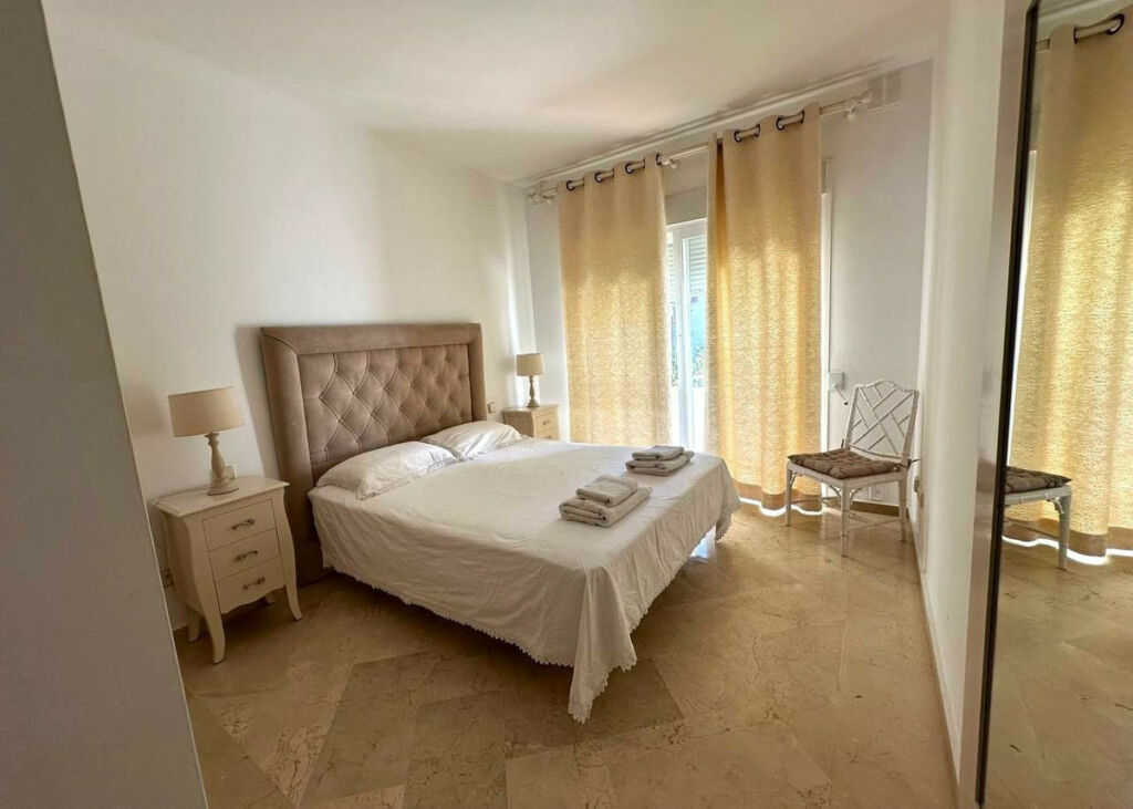 Ground Floor Apartment Estepona Málaga - image 10