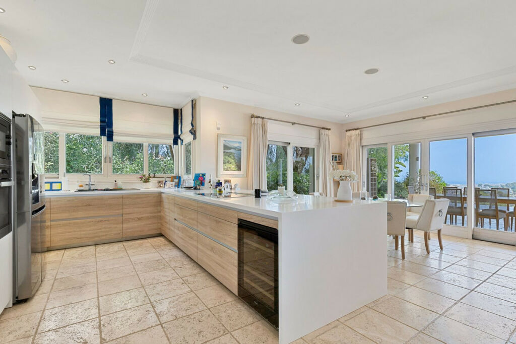 Detached Villa La Quinta Málaga - image 10