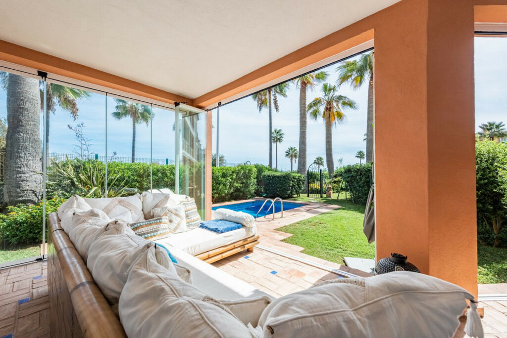 Semi-Detached House Casares Playa Málaga - image 10