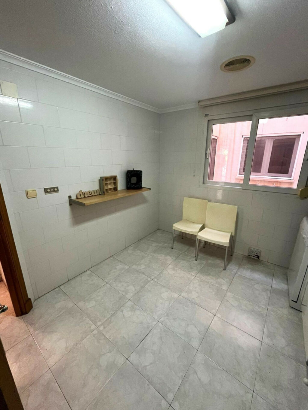 Middle Floor Apartment Torrevieja Alicante - image 10