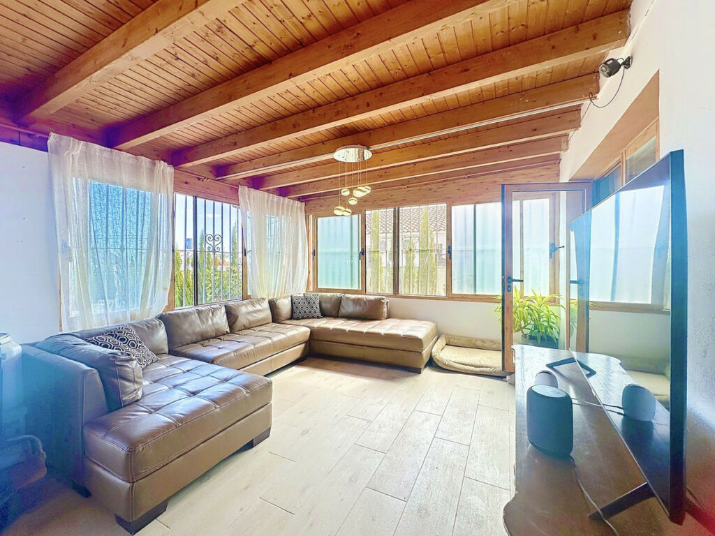 Detached Villa Estepona Málaga - image 10