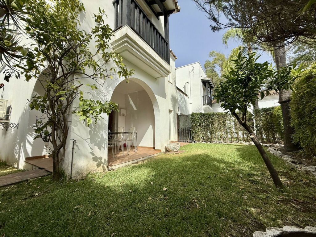 Semi-Detached House The Golden Mile Málaga - image 10