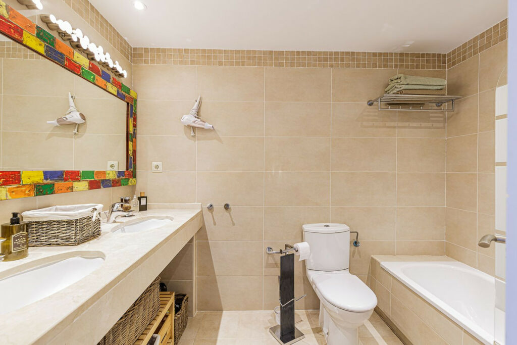 Middle Floor Apartment La Cala de Mijas Málaga - image 10