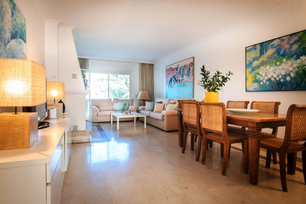 Middle Floor Apartment San Pedro de Alcántara Málaga - image 10