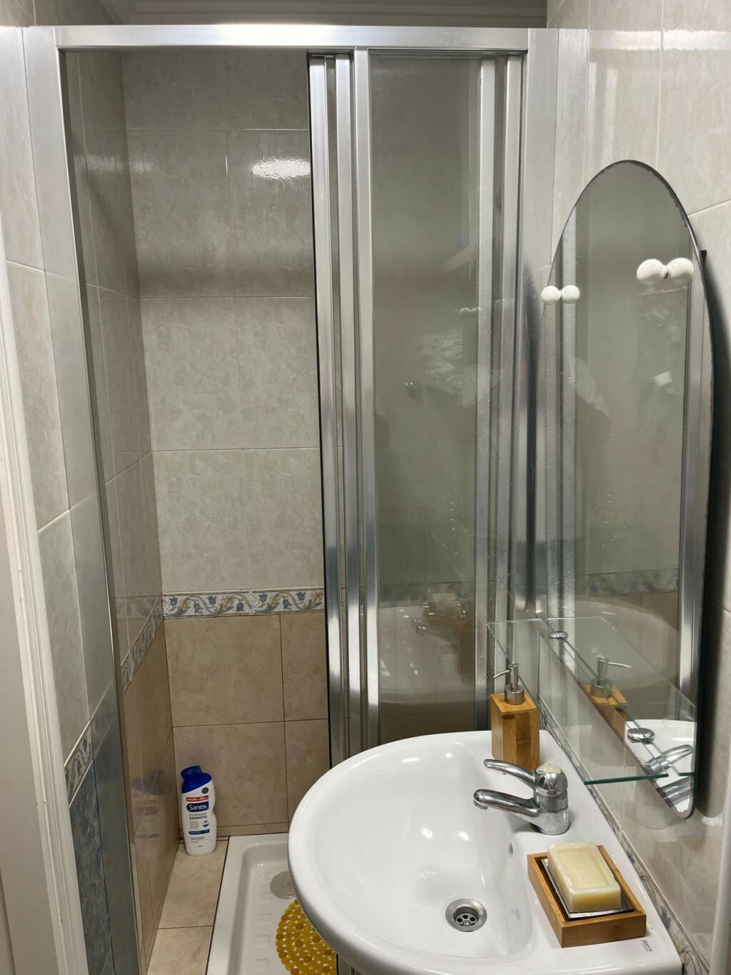 Middle Floor Apartment Torrevieja Alicante - image 10