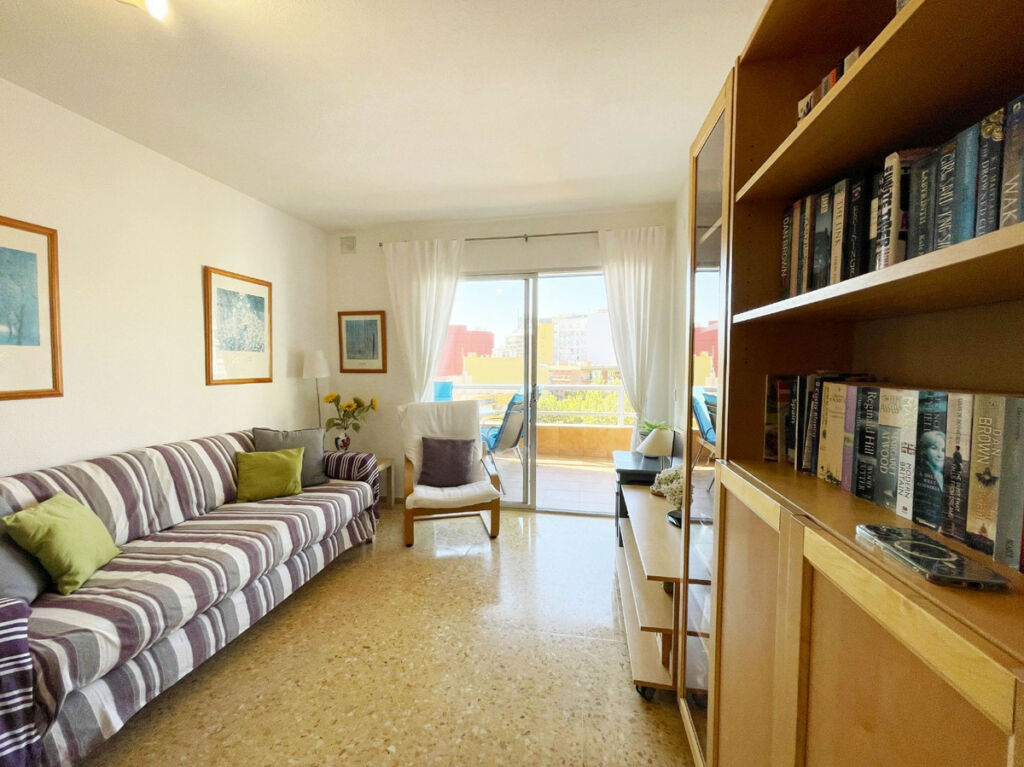 Middle Floor Apartment Calpe Alicante - image 10