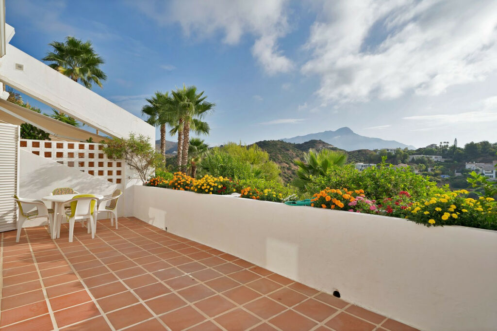 Ground Floor Apartment Benahavís Málaga - image 10