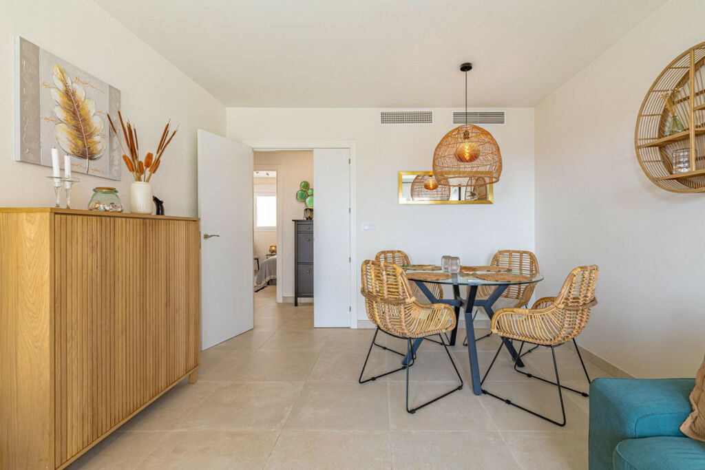 Middle Floor Apartment Estepona Málaga - image 10