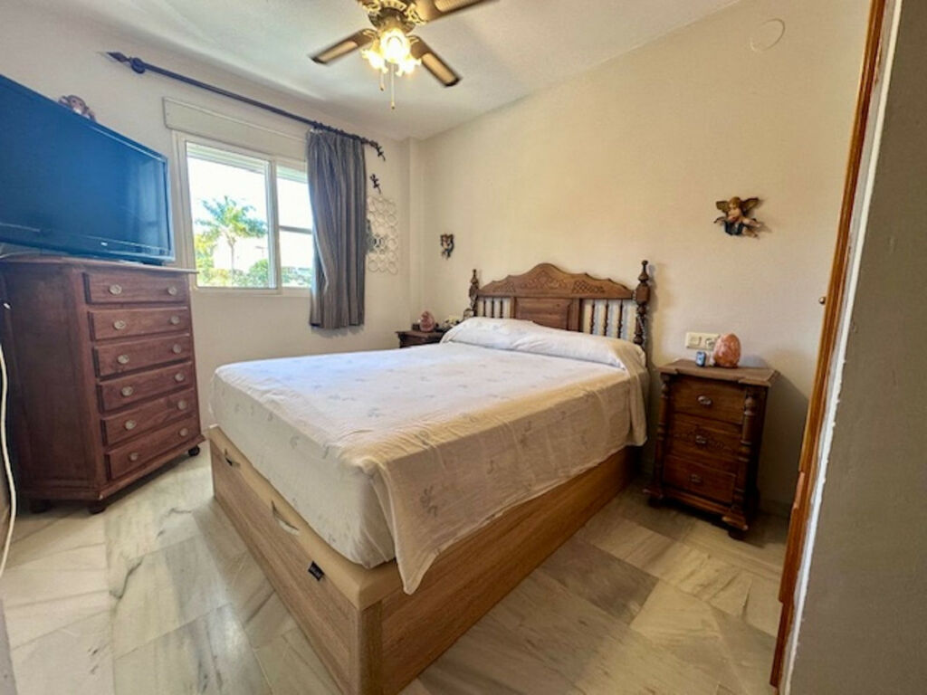 Middle Floor Apartment San Pedro de Alcántara Málaga - image 10