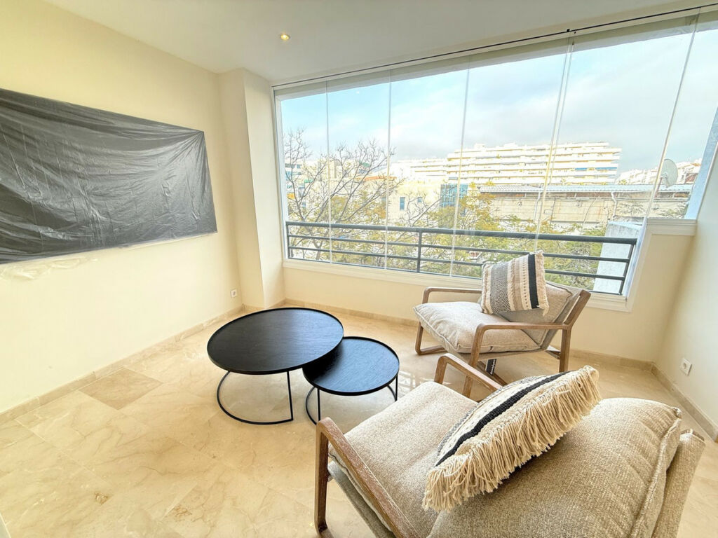 Middle Floor Apartment Puerto Banús Málaga - image 10