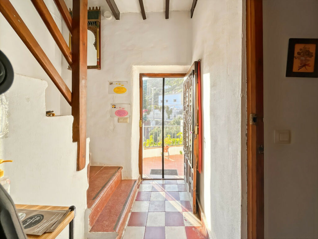 Semi-Detached House Comares Málaga - image 10