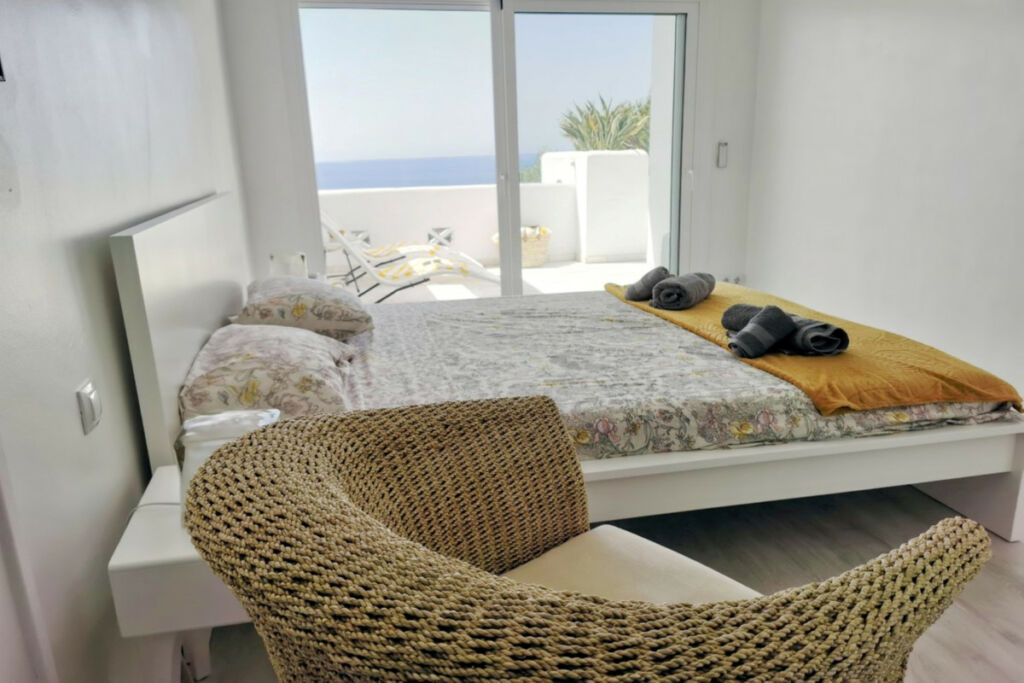 Middle Floor Apartment La Mairena Málaga - image 10