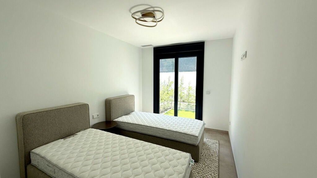 Ground Floor Apartment Atalaya Málaga - image 10