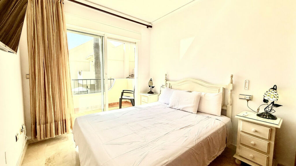 Townhouse Marbella Málaga - image 10