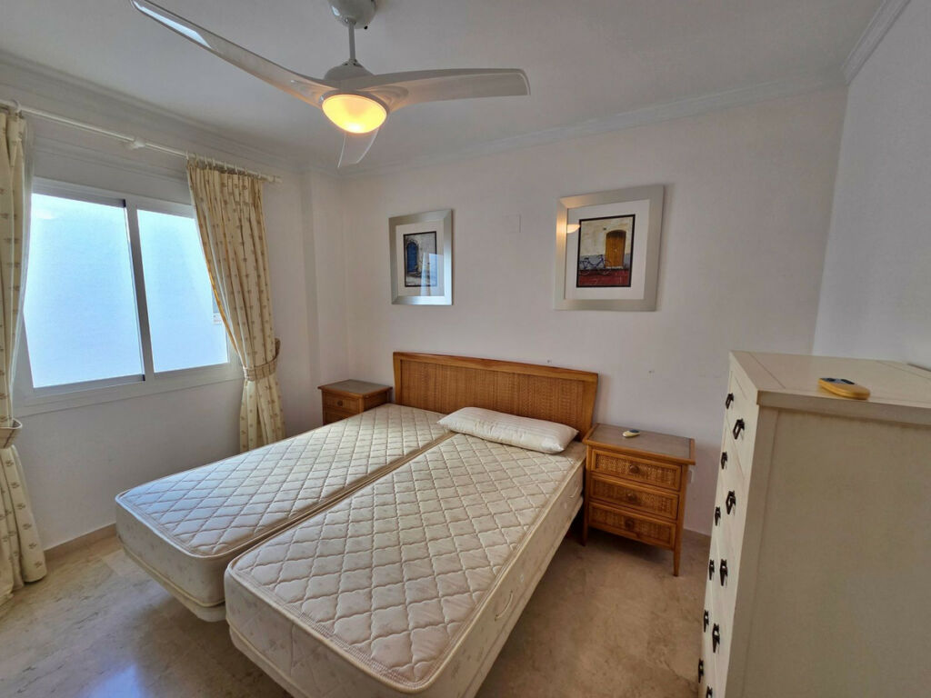Penthouse Duplex Puerto Banús Málaga - image 10