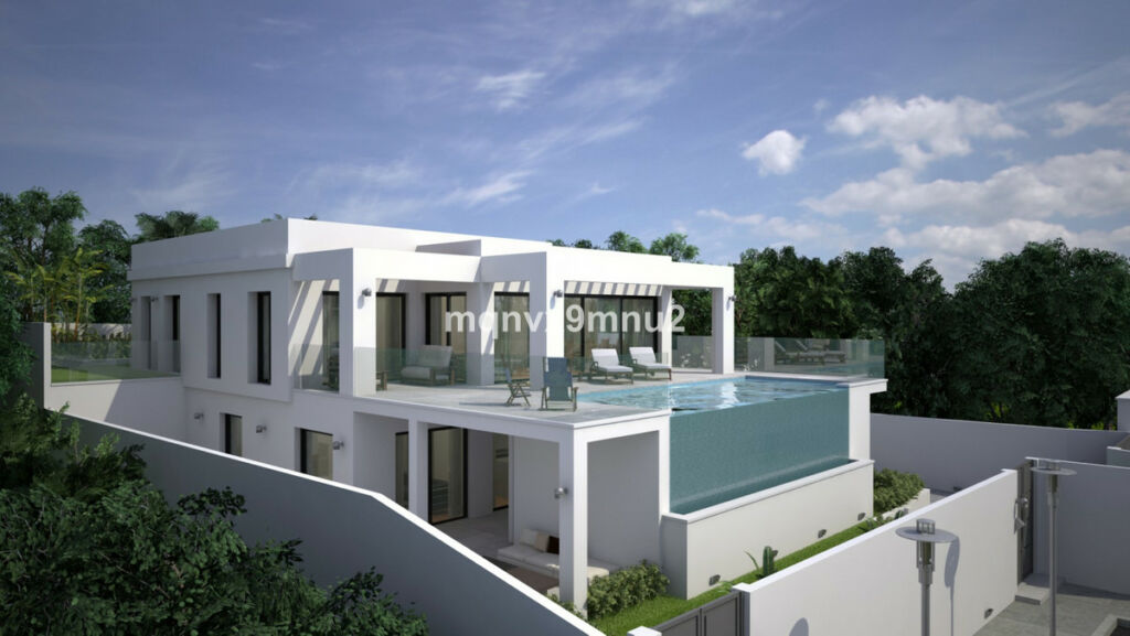 Detached Villa El Chaparral Málaga - image 10