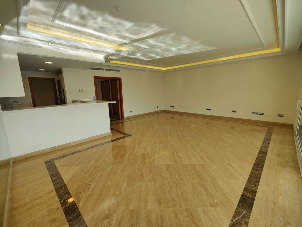 Middle Floor Apartment Marbella Málaga - image 10