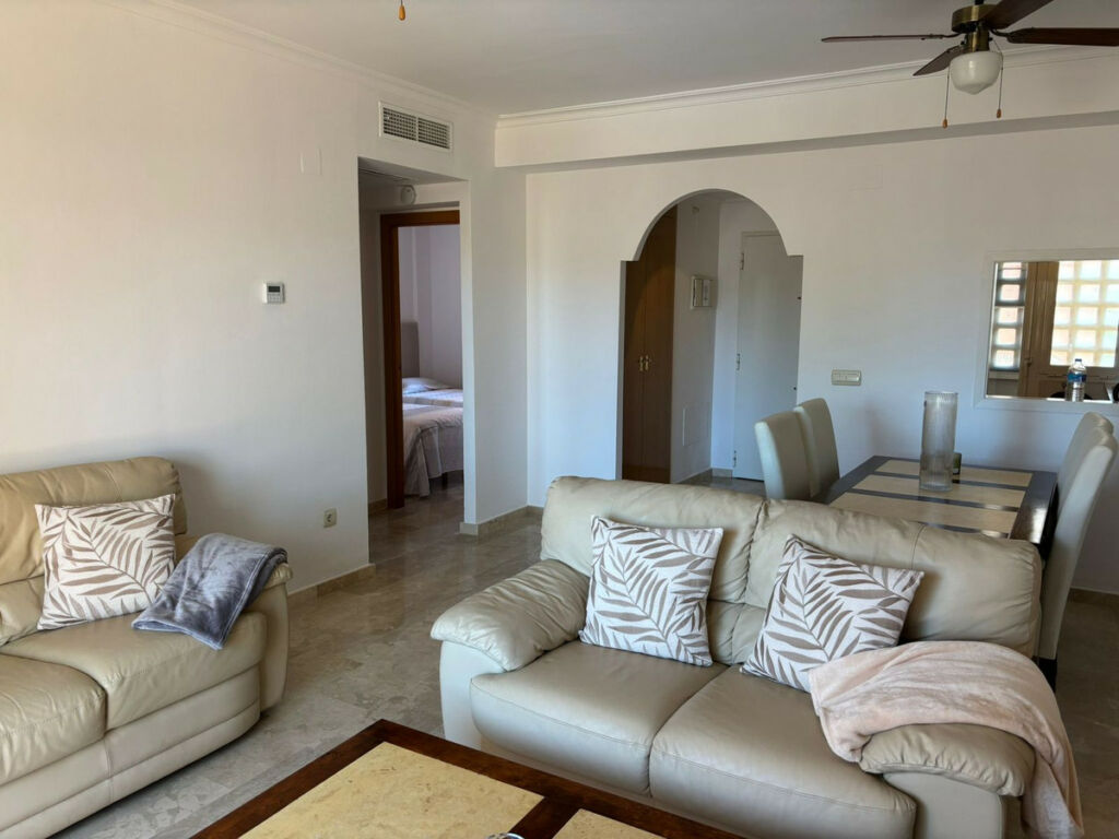 Middle Floor Apartment Riviera del Sol Málaga - image 10