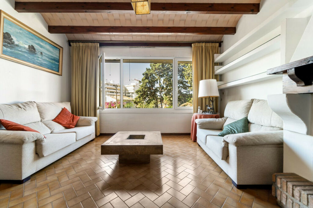 Detached Villa Fuengirola Málaga - image 10