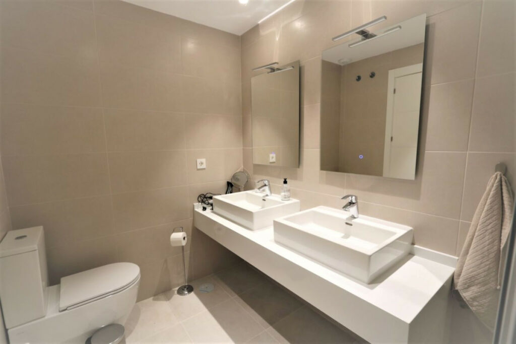 Middle Floor Apartment Mijas Costa Málaga - image 10