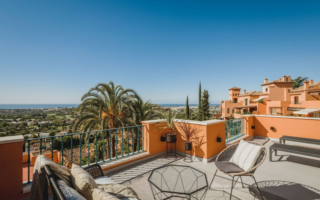 Penthouse Duplex Nueva Andalucía Málaga - image 10