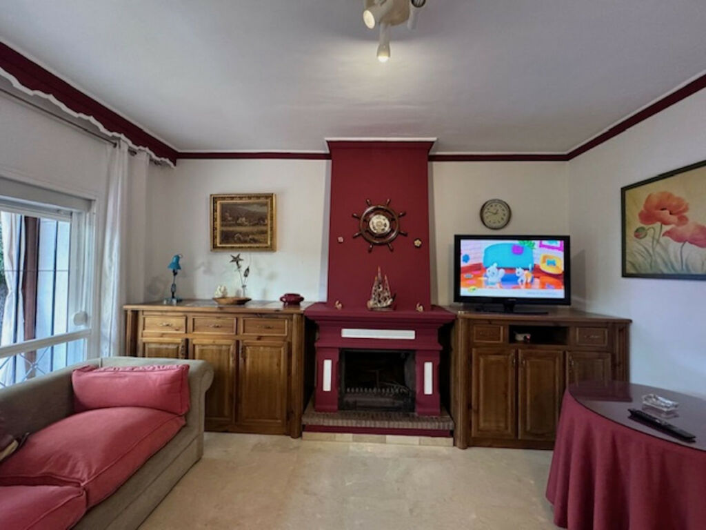 Townhouse San Pedro de Alcántara Málaga - image 10