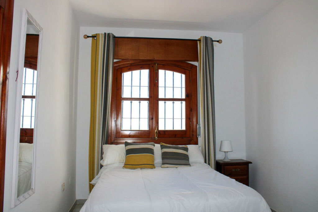 Detached Villa Nerja Málaga - image 10