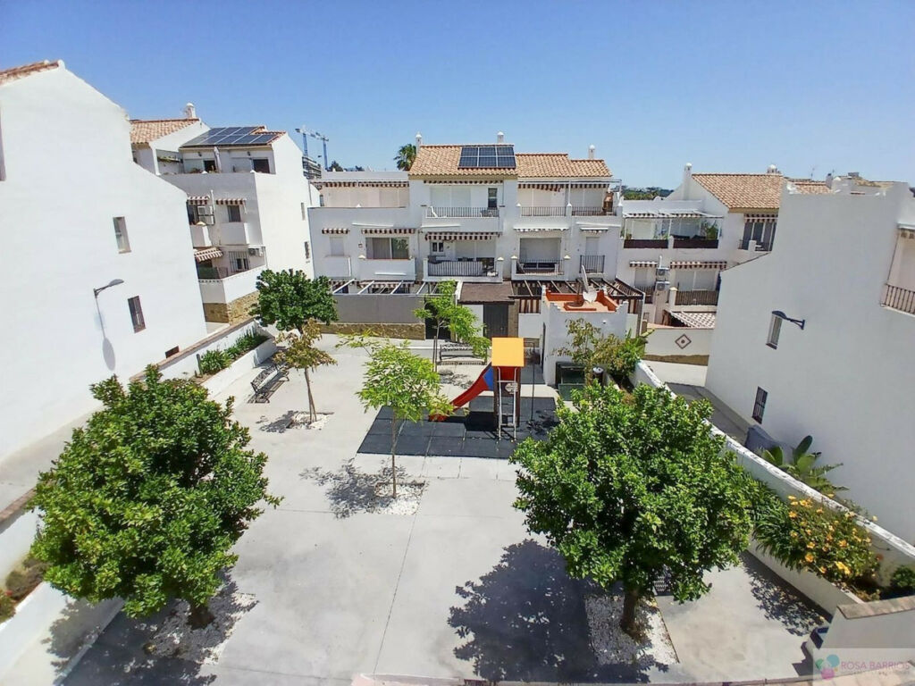 Duplex Estepona Málaga - image 10