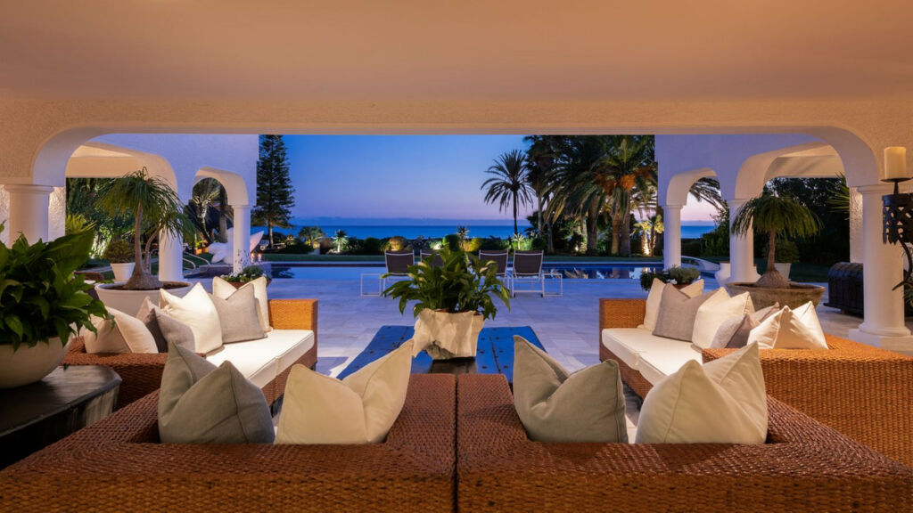 Detached Villa Los Monteros Málaga - image 10