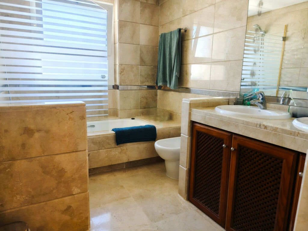Middle Floor Apartment San Roque Club Cádiz - image 10