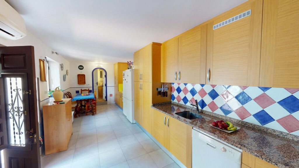 Detached Villa Vélez-Málaga Málaga - image 10