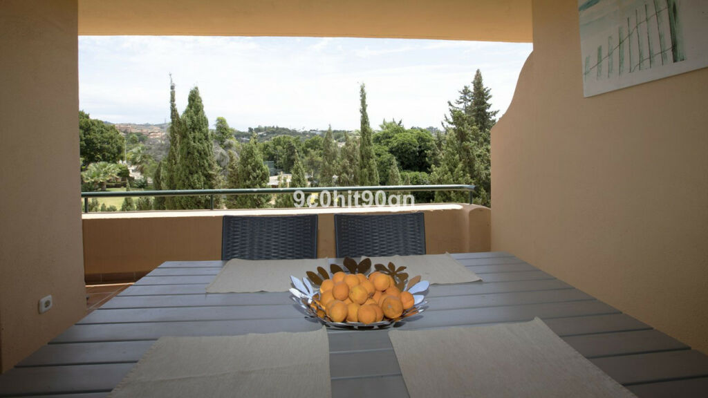 Middle Floor Apartment Elviria Málaga - image 10