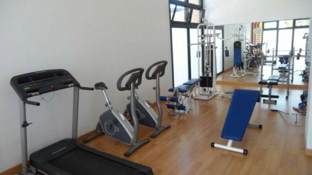 Middle Floor Apartment Benidorm Alicante - image 10