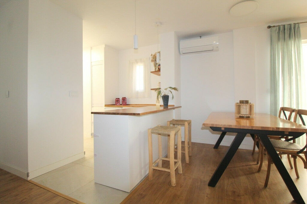 Middle Floor Apartment La Veleta Alicante - image 10