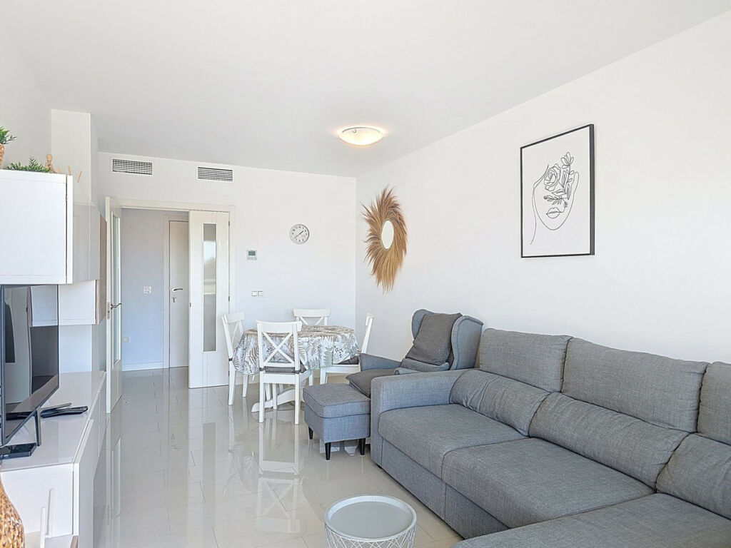 Middle Floor Apartment Torre del Mar Málaga - image 10