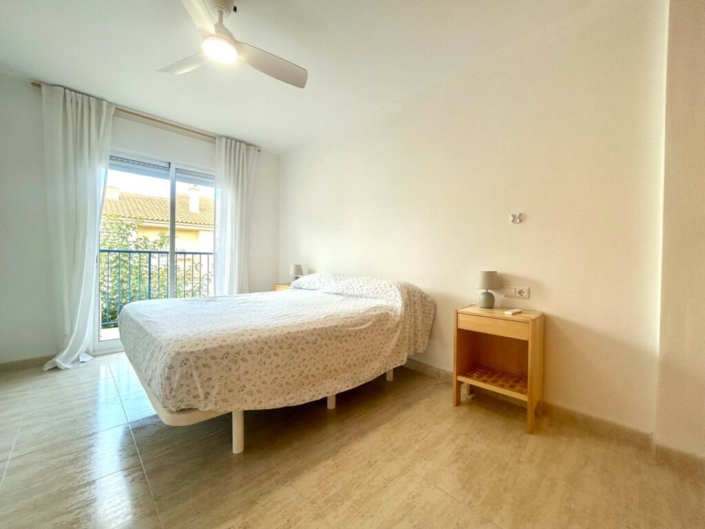 Townhouse Campoamor Alicante - image 10