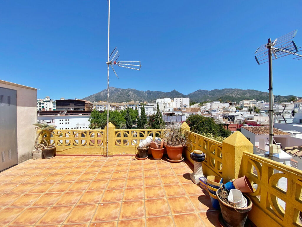 Top Floor Apartment Marbella Málaga - image 10
