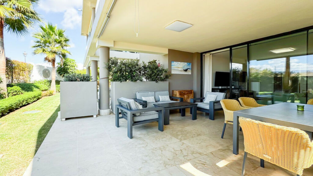 Ground Floor Apartment Cabopino Málaga - image 10