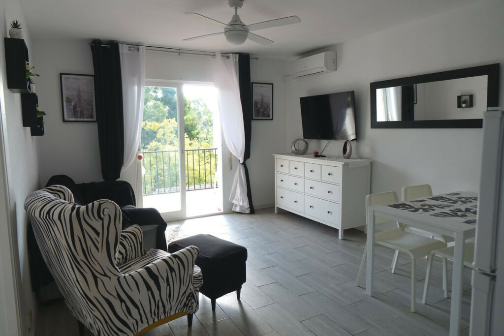Middle Floor Apartment Mijas Málaga - image 10
